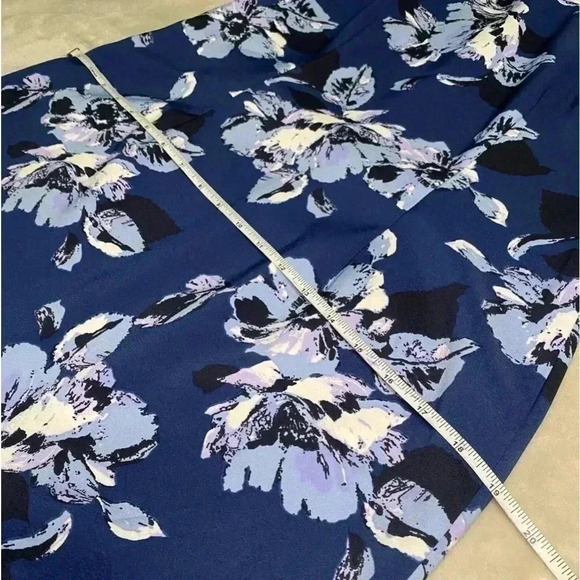 MARIO  SERRANI blue floral formal dress. Size 8 - Picture 4 of 7